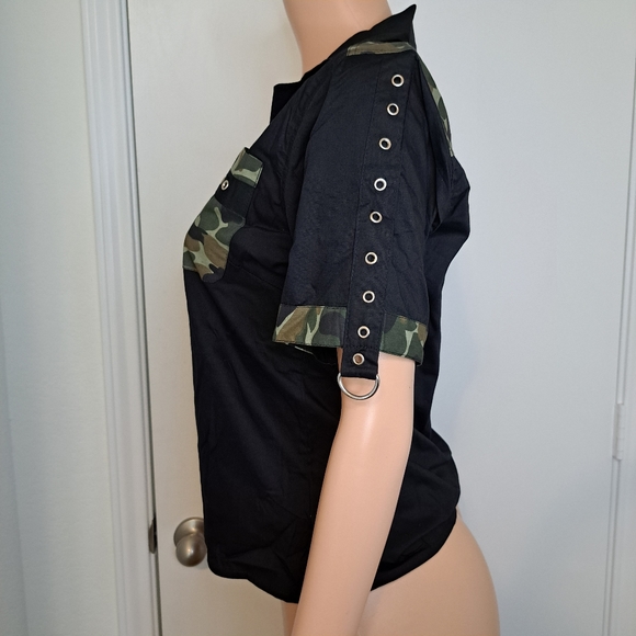 Dead Threads Womens L Shirt Goth Black Camouflage Button Down Short Sleeve - Picture 4 of 12